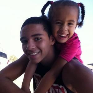 Meet your Posher, Devin