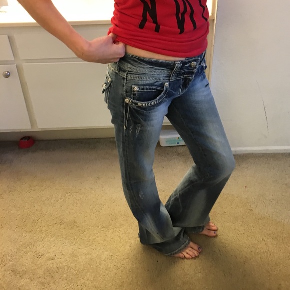 Miss Me Denim - 💕Like new Miss Me Flare jeans💕