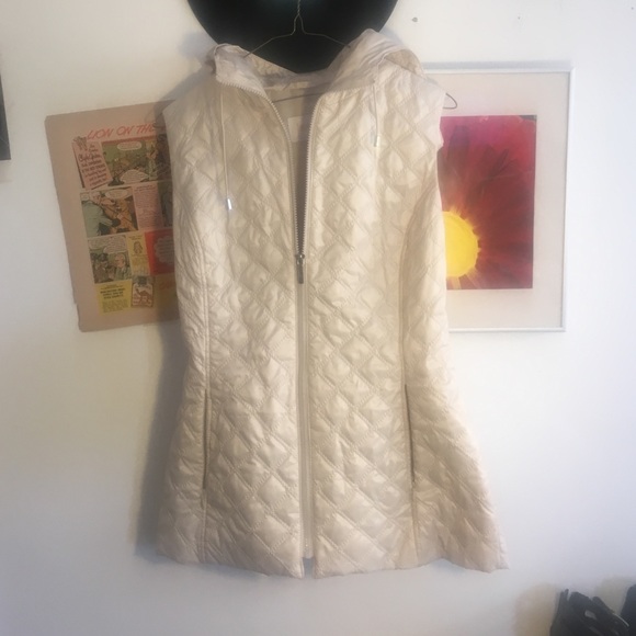 BLOW OUT!🕶💄 Laundry BY SHELLI SEGAL Los Angeles