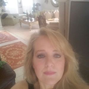 Meet your Posher, Kellie