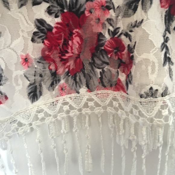 🎈 SALE 🎈Crop top - Picture 4 of 4