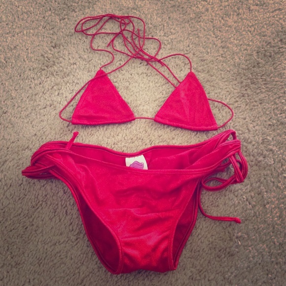Bizzy B Red Scrunchie Butt Bikini - Red