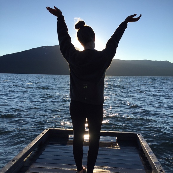 Meet your Posher, Emily