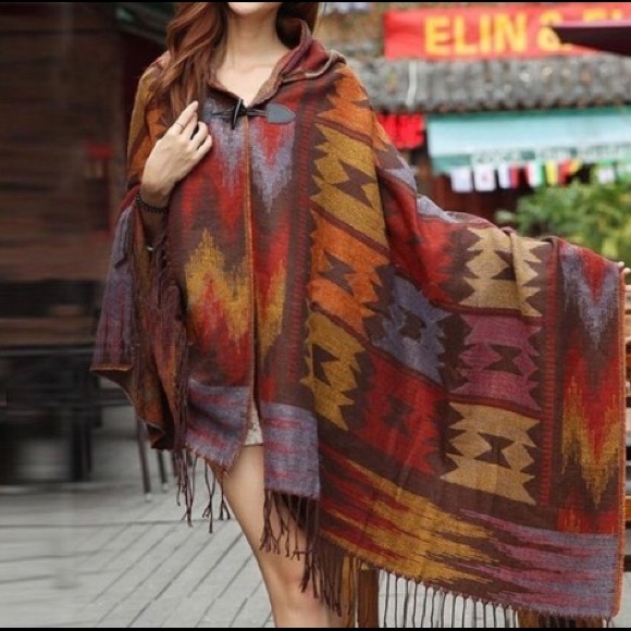 πCyber Monday Host Pick πGorgeous Poncho/Cape - Picture 2 of 3
