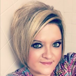 Meet your Posher, Christy