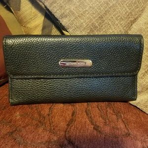 Authentic  mk  wallet