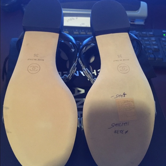 Chanel Camellia Flat Sandal - Picture 4 of 4