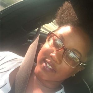 Meet your Posher, Destiny