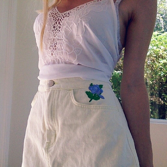 ❌ SOLD ❌ American Apparel Buttercup Babe Skirt - Picture 3 of 4