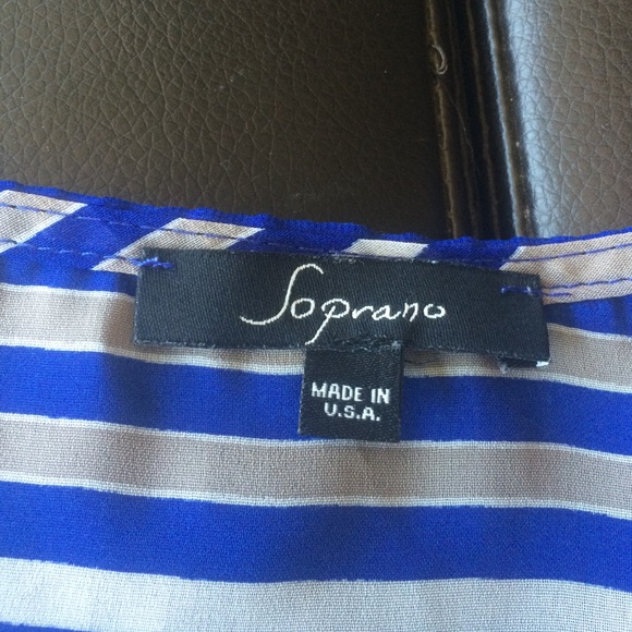 Soprano blouse - Picture 2 of 2