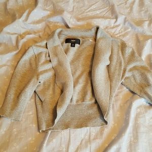 Grey half sleeve shrug