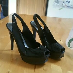 Simply Vera high heels
