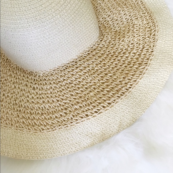 Floppy hat 👒 - Picture 2 of 3