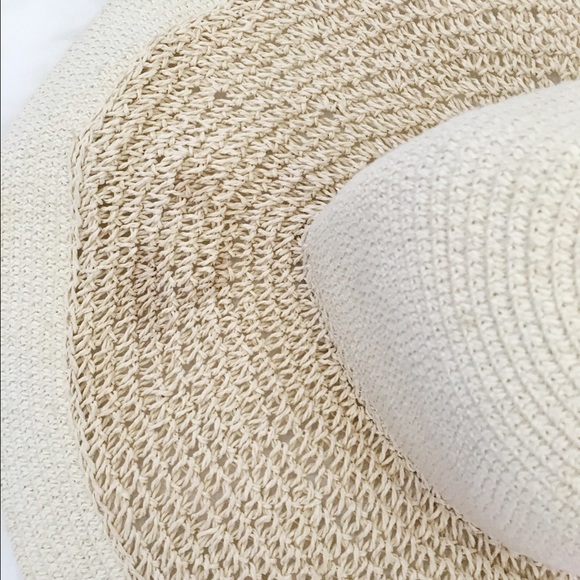 Floppy hat 👒 - Picture 3 of 3