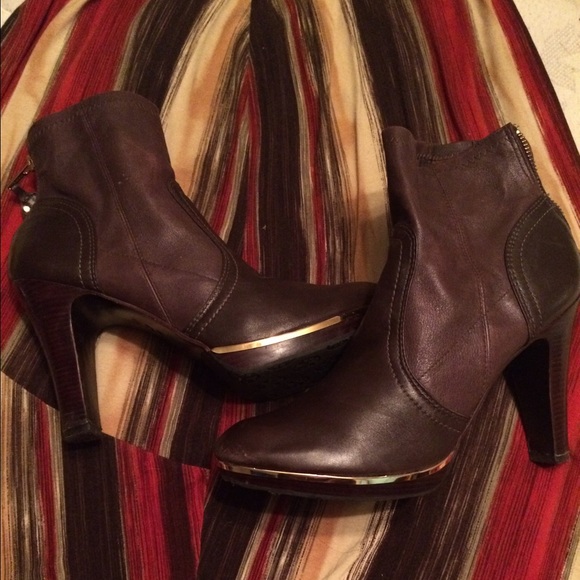 Tory Burch Shoes - AUTHENTIC Tory Burch Brown Ankle Boots Size 10