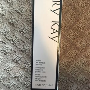 Mary Kay Oil-Free Makeup Remover