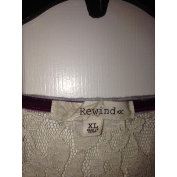 Laced long sleeved shirt - Picture 3 of 3