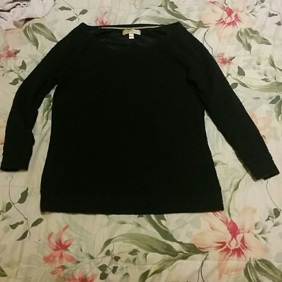 Black long sleeved shirt