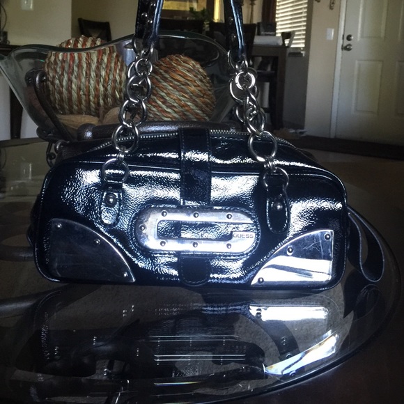Black guess bag