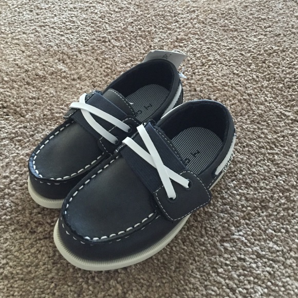 Carters Navy - Size 7 - leatherette loafers NEW