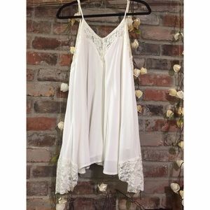 White dress with lace embroider