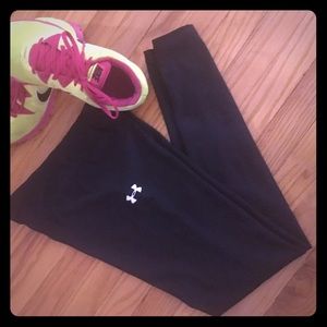 NWT Under Armour Black Heat Gear Pants (Size S)