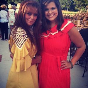 Meet your Posher, Laura