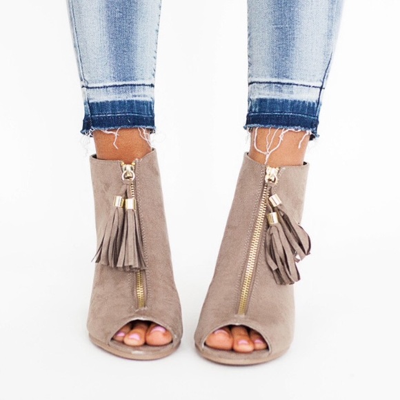 ❣LAST-9❣ Taupe Zip Tassel Fall Heel Booties - Picture 2 of 4