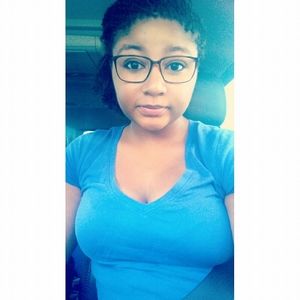 Meet your Posher, Anasia