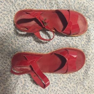 Red patent leather Kork-Ease sandals, size 9