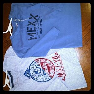 Lot of 2 long sleeve tees