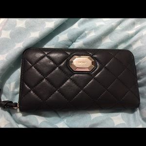 DKNY Wallet