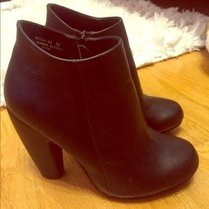 Black ankle booties