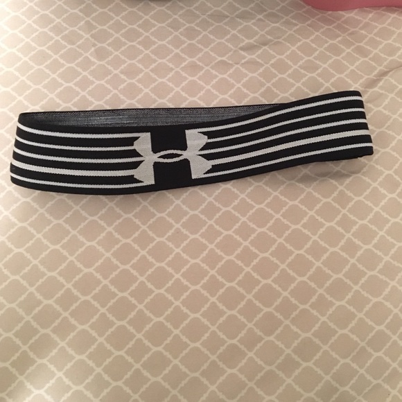 Under armour headband