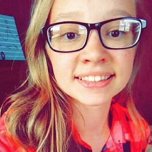 Meet your Posher, Renee