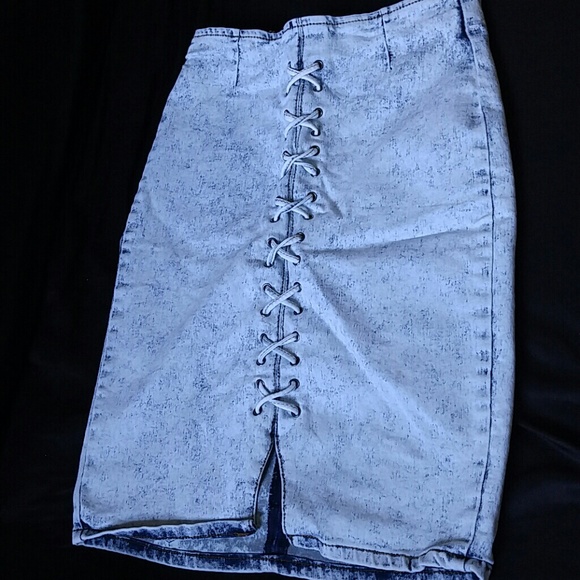 Acid Wash Pencil Skirt - Picture 1 of 2