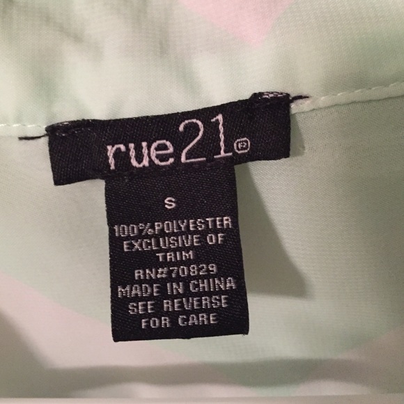 Sheer blouse - Picture 3 of 4