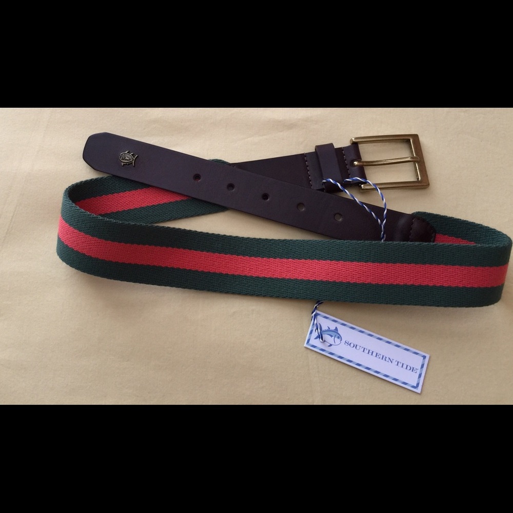 SOUTHERN TIDE Striped Skipjack Belt Pine Cayenne