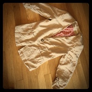 Fully lined blazer jacket w/gathered sleeves