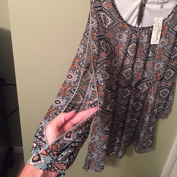 Dress - Picture 2 of 4