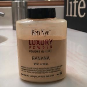 Ben Nye Banana Powder