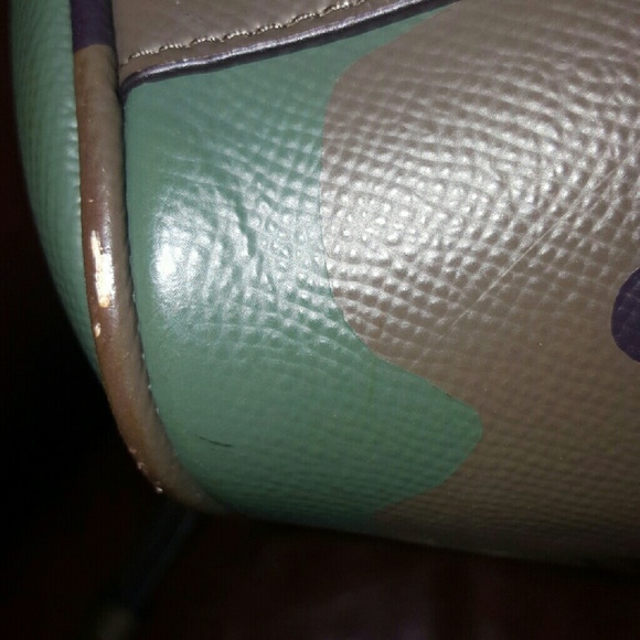 Coach Camo surrey - Picture 3 of 4