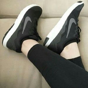 Nike shoes  looking for