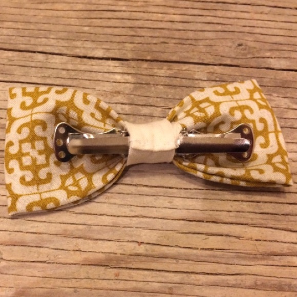 🎉💕HP💕🎉Clip-on bow ties - Picture 4 of 4