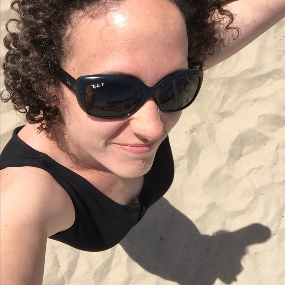 Meet your Posher, Marion