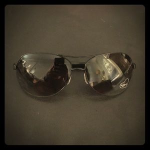 Bebe aviator sunglasses 3 Hour sale!!!