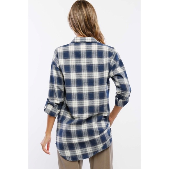 โขBuy 2 Get 1 Freeโข Sun Valley Blue Pullover Plaid - Picture 2 of 4