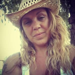 Meet your Posher, Michele