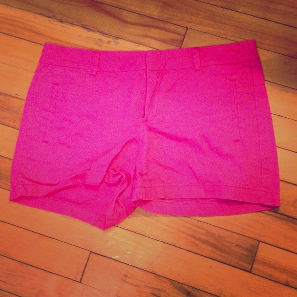 Jcp twill shorts in a raspberry pink size 6