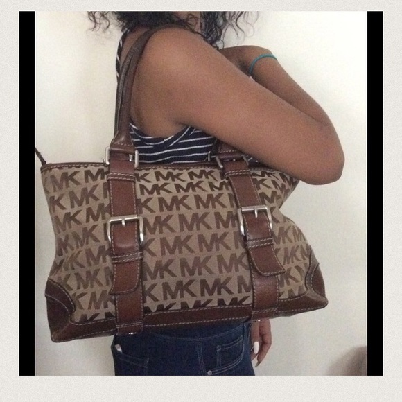 Michael Kors leather bag